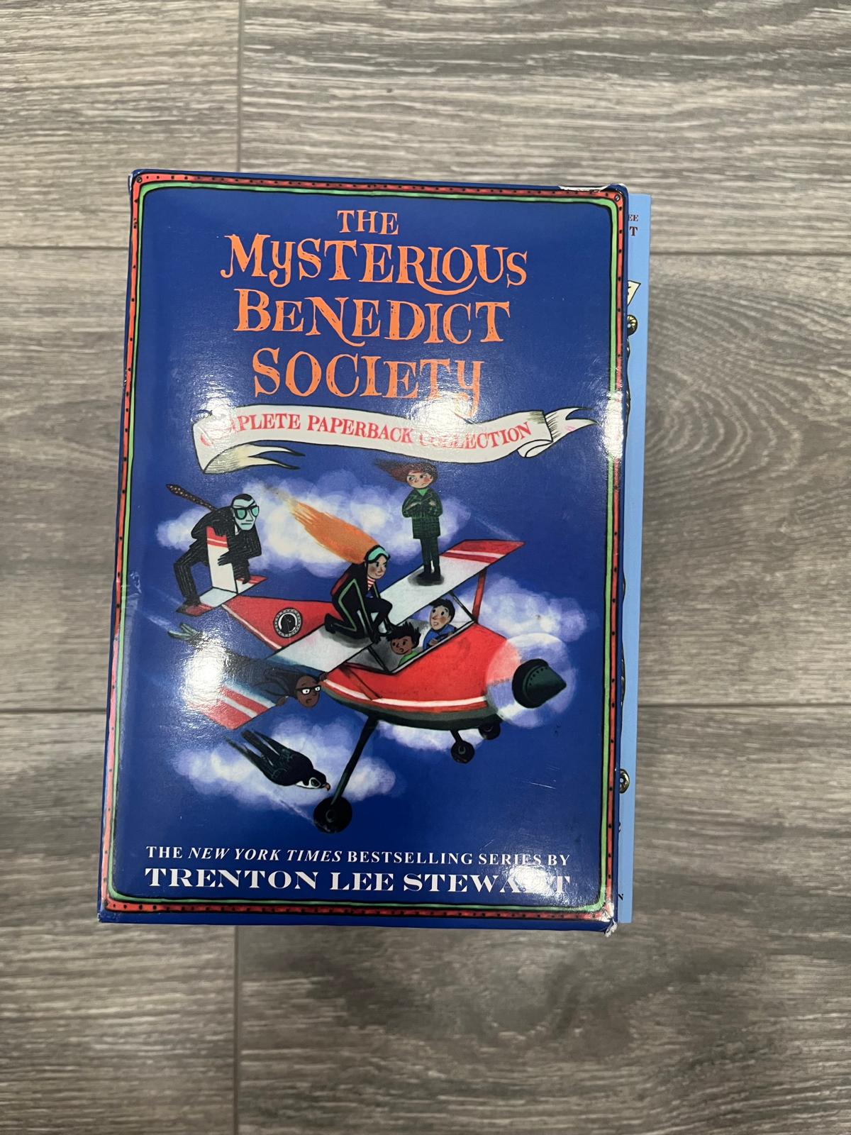 Mysterious Benedict Society Paperback Boxed Set by Trenton Lee Stewart (2020,...