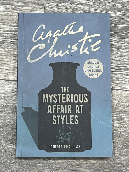 AGATHA CHRISTIE THE MYSTERIOUS AFFAIR AT STYLES BOOK 2007 11CM X 17CM