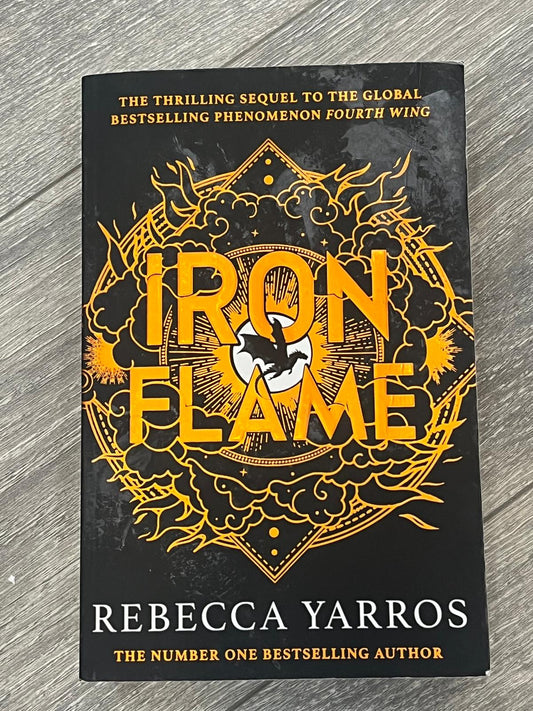 IRON FLAME by Rebecca Yarros NEW Paperback
